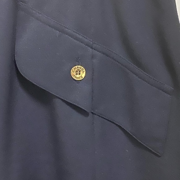 Chanel skirt in pre loved very good condition size 44 - Picture 2 of 10